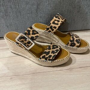 Women’s Sz 8.5 Franco Sarto Cheetah Print Wedge Sandals